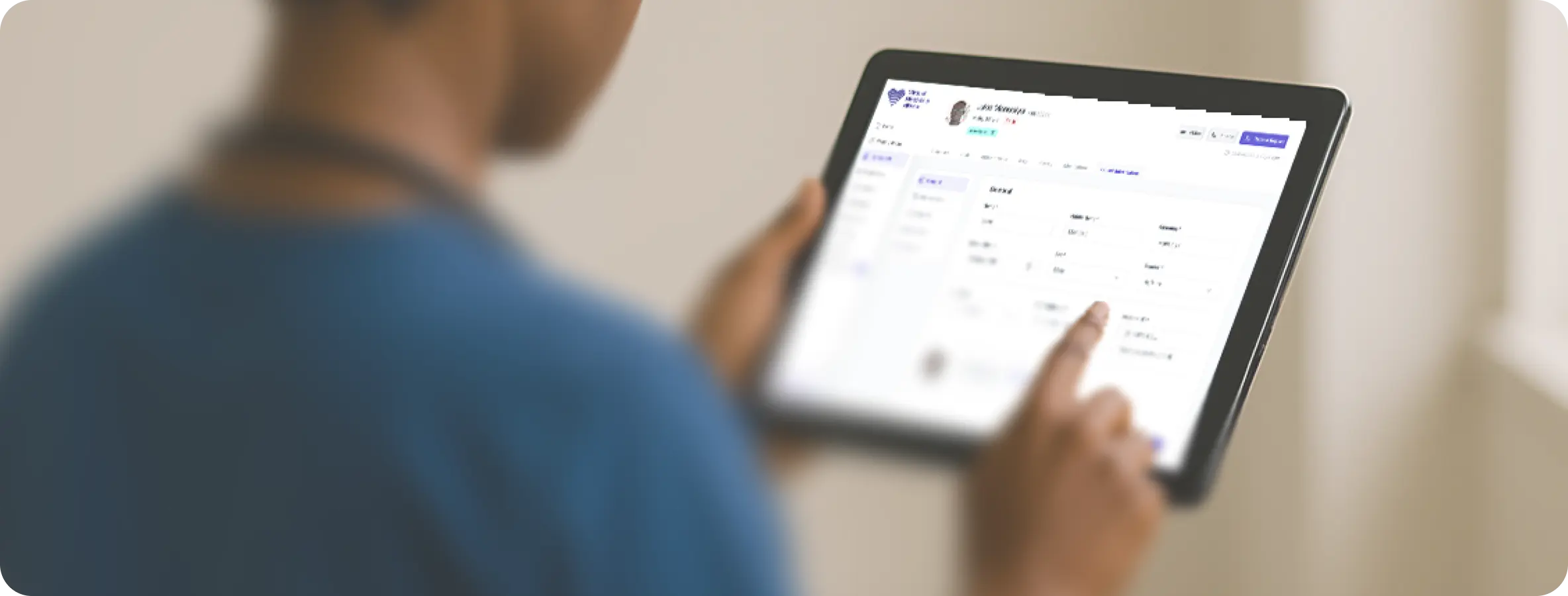 Frontline worker using VHA from their tablet